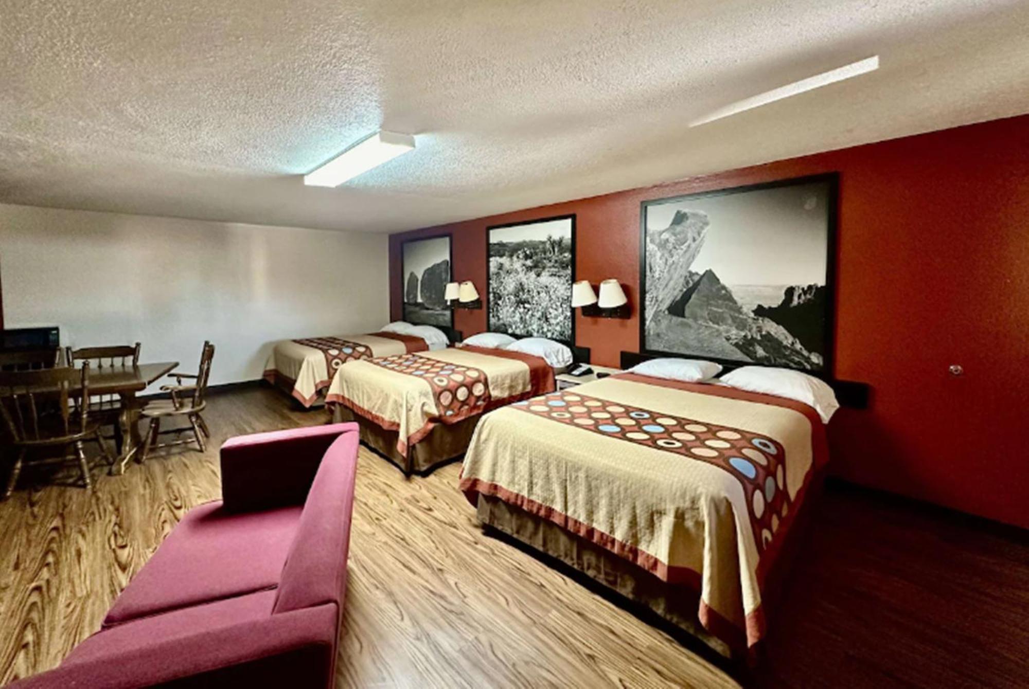 Super 8 By Wyndham Athens Tx Hotel Стая снимка